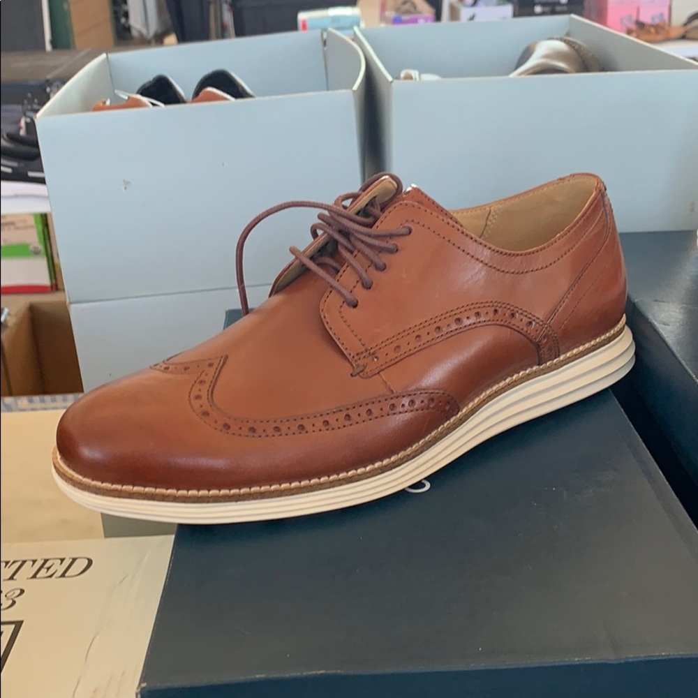 Men’s dress shoes